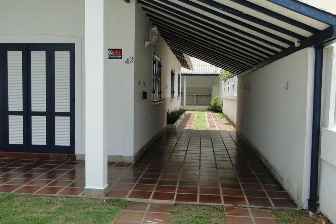 Tranquilidade A Alguns Passos Da Praia - Churrasqueira, Super Wi-Fi! Matinhos Exterior photo